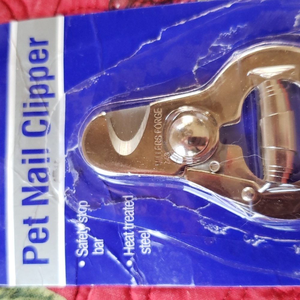 💥Pet Nail Clipper🐾          💥4 for $20💥 - Picture 2 of 5